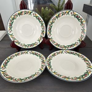 Vintage Sakura Christmas Cheer saucer set